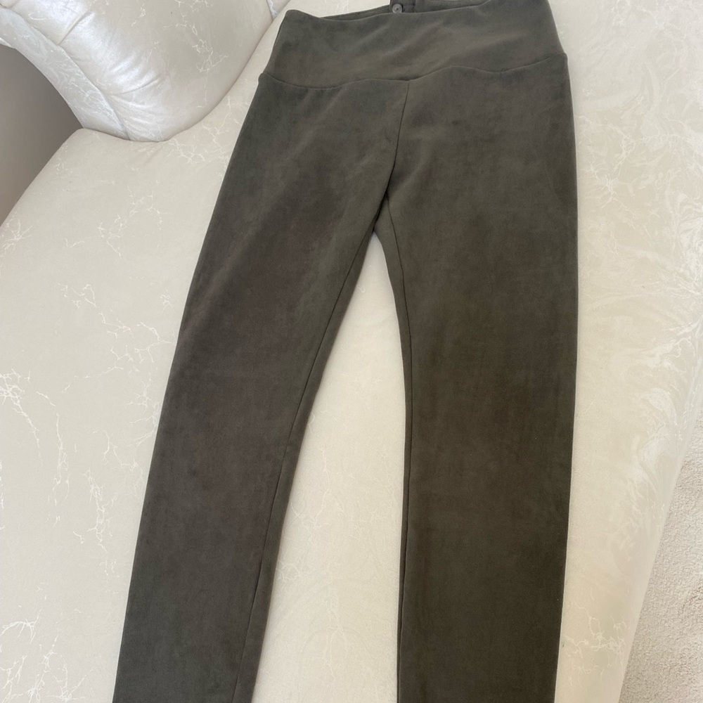 LADIES “BEBE” XS NARROW PANTS~SUEDE LIKE~SLATE GREEN COLOUR~LIKE NEW!